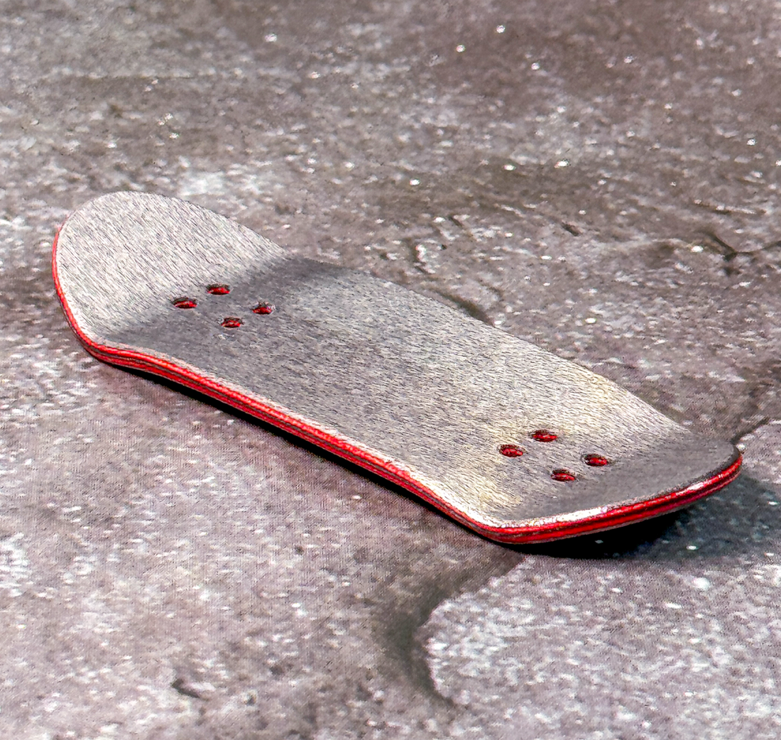 WoodClub ATELIER Fingerboard de 33,7mm - "Lunar Black"