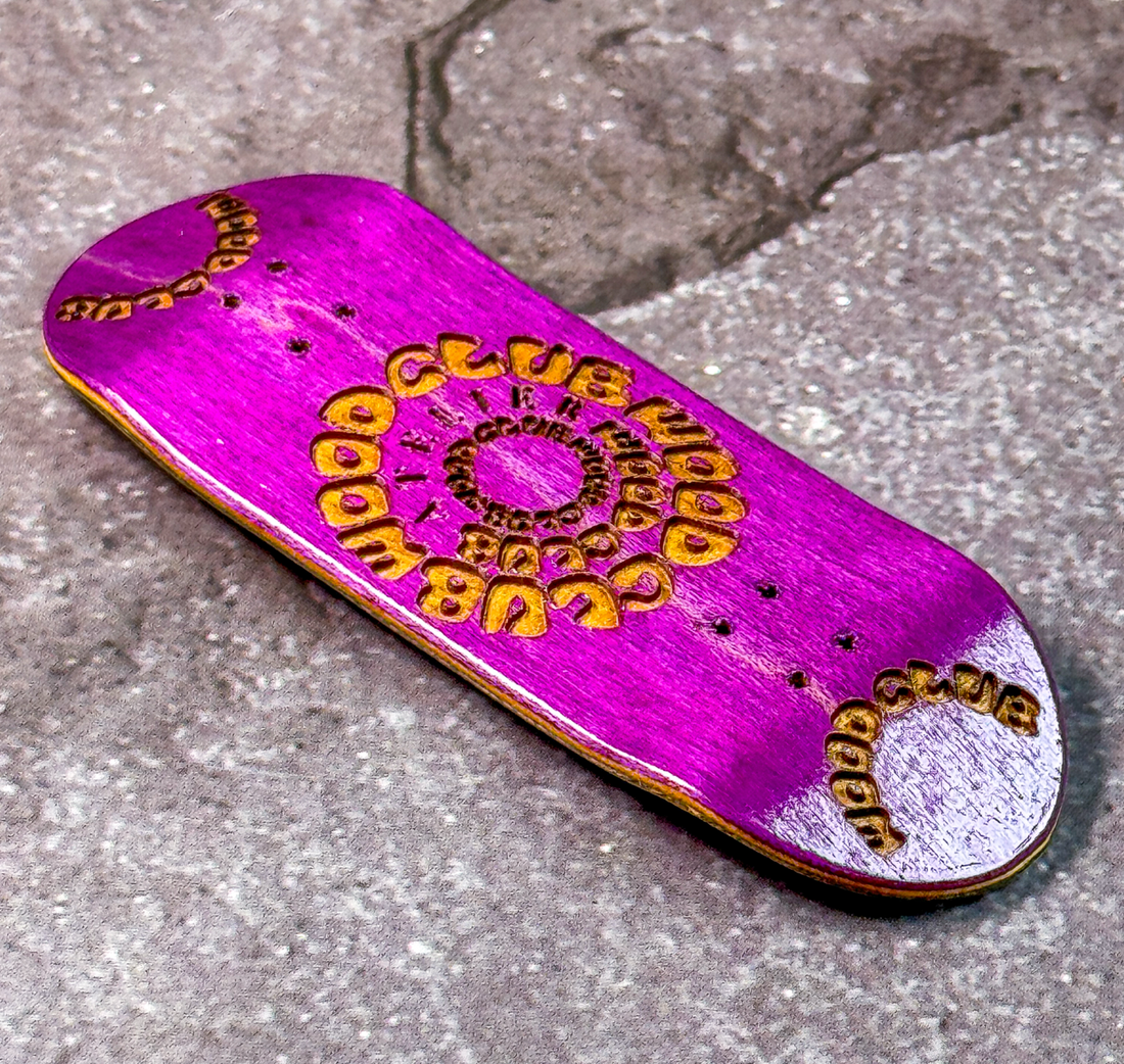 WoodClub ATELIER Deck en bois de 33,7mm - "Phantom Purple"
