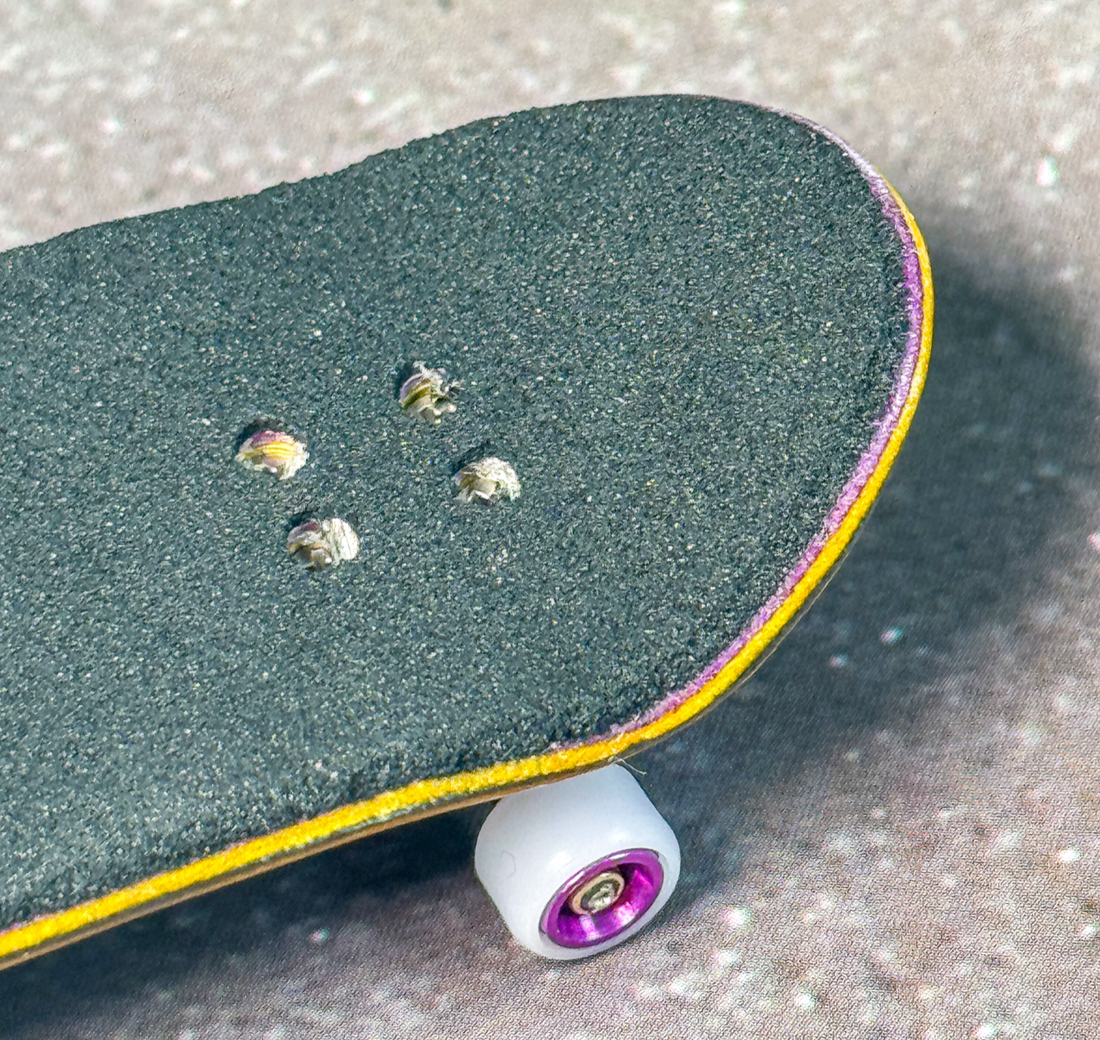 WoodClub ATELIER Deck en bois de 33,7mm - "Phantom Purple"
